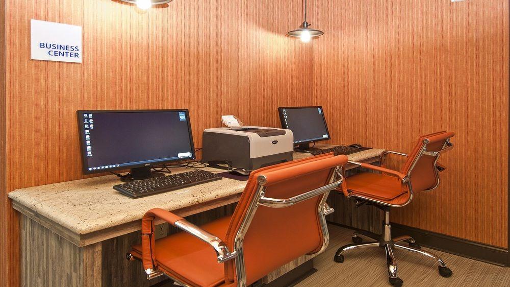 Holiday Inn Express Hotel & Suites Olive Branch By Ihg Eksteriør bilde