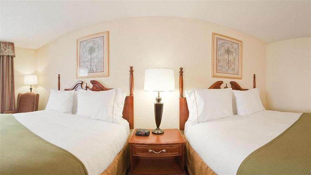 Holiday Inn Express Hotel & Suites Olive Branch By Ihg Eksteriør bilde