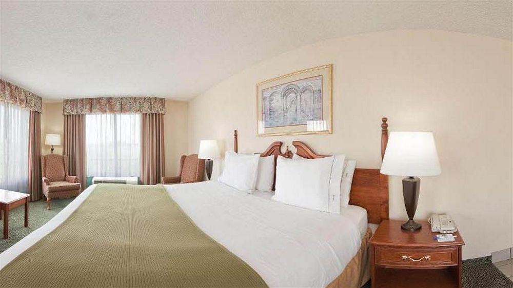 Holiday Inn Express Hotel & Suites Olive Branch By Ihg Eksteriør bilde