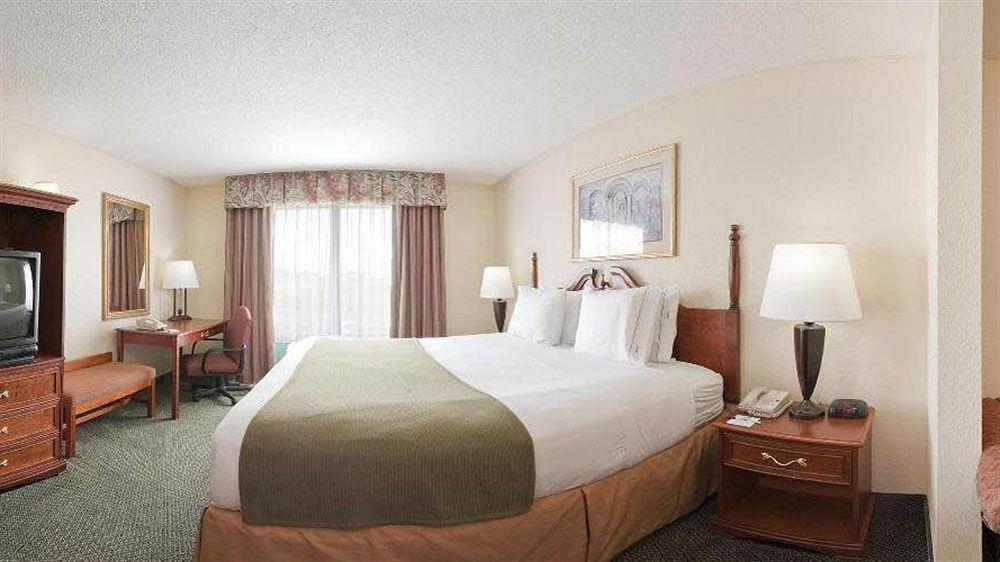Holiday Inn Express Hotel & Suites Olive Branch By Ihg Eksteriør bilde