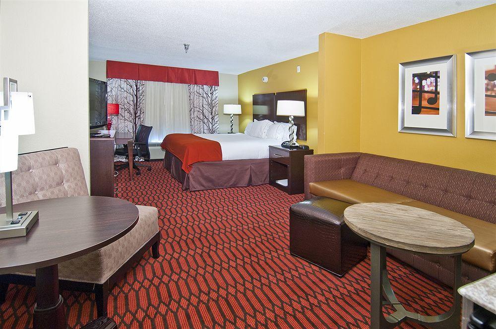 Holiday Inn Express Hotel & Suites Olive Branch By Ihg Eksteriør bilde