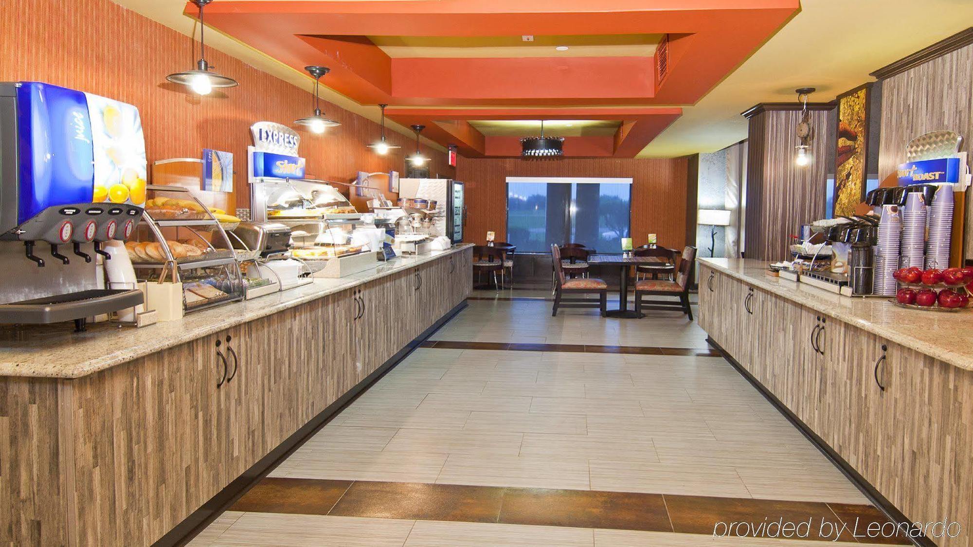 Holiday Inn Express Hotel & Suites Olive Branch By Ihg Eksteriør bilde